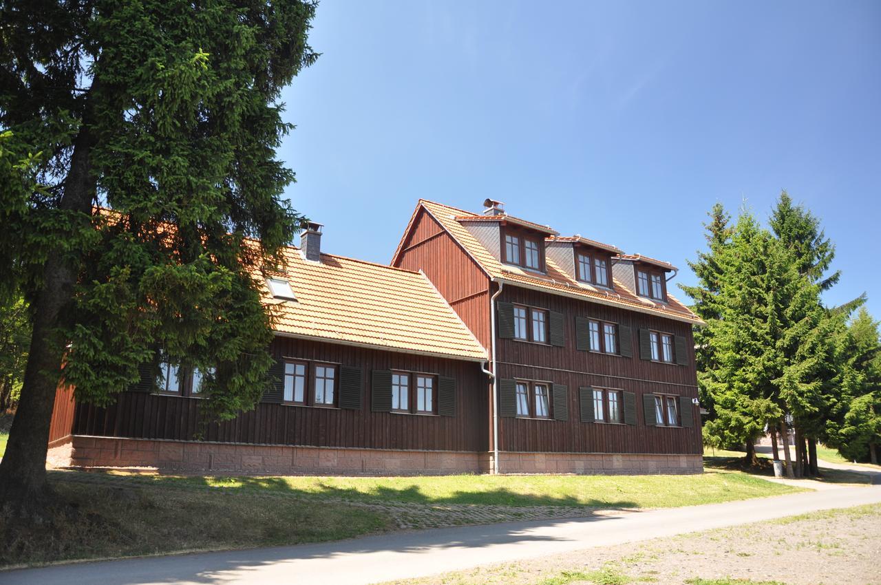 Hotel Und Berggasthof Spiessberghaus Friedrichroda Exterior photo